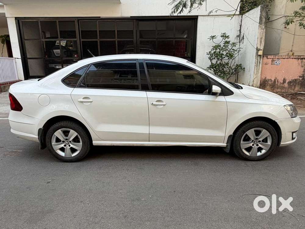Skoda Rapid 2017 Diesel Automatic Well Maintained