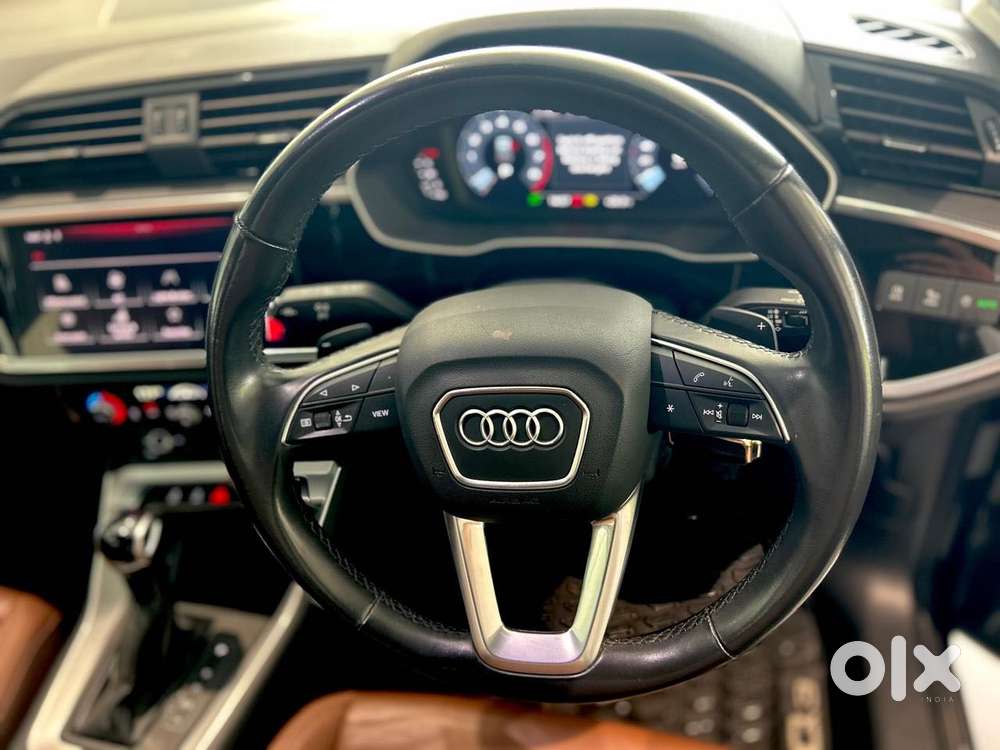 Audi Q3 40 Tfsi Premium Plus, 2023, Petrol