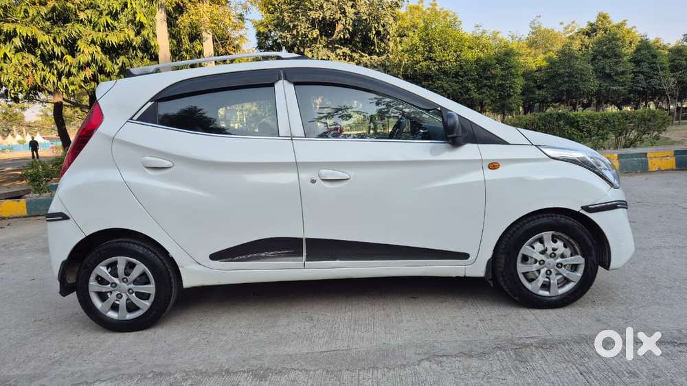 Hyundai Eon Era +, 2017, Petrol