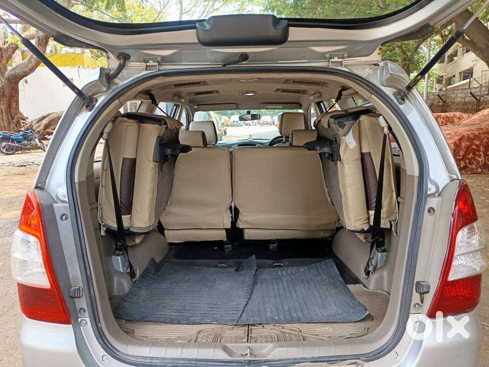 Toyota Innova 2012-2013 2.5 E Diesel Ms 8-seater, 2015, Diesel