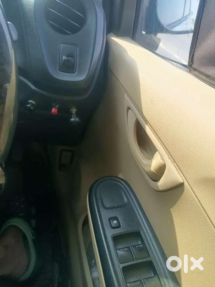 Honda Amaze Variant 2016