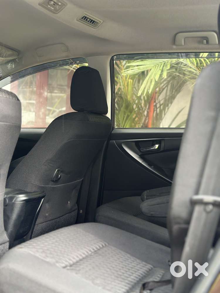 Toyota Innova Crysta 2.8 Gx At 7 Str, 2017, Diesel