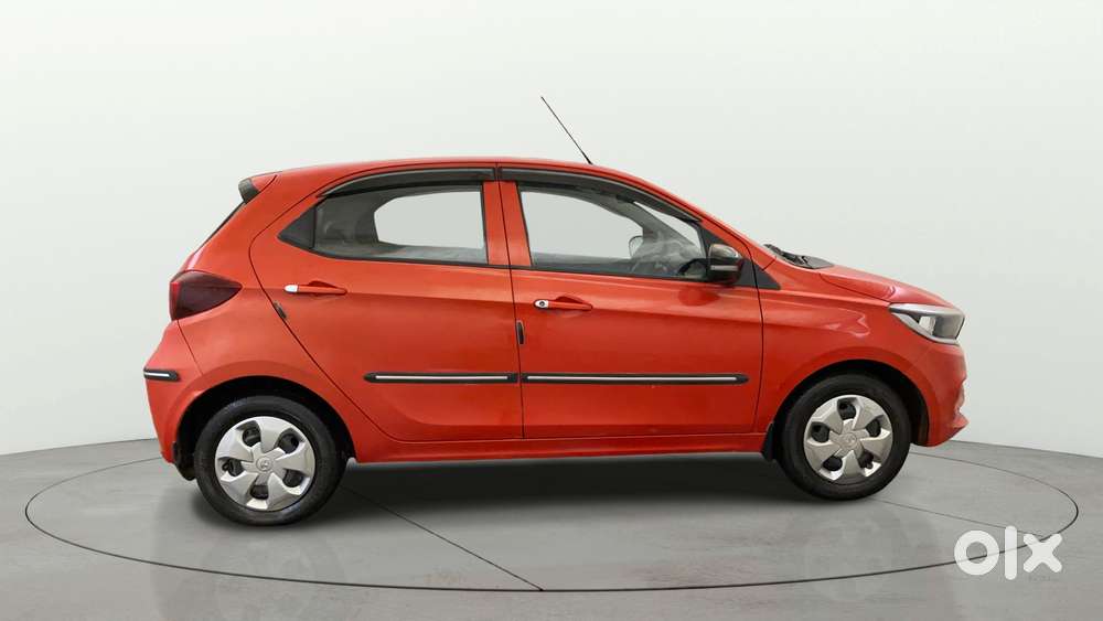 Tata Tiago 1.2 Revotron Xt, 2020, Petrol