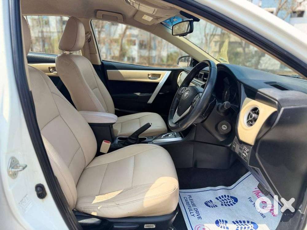 Toyota Corolla Altis 2013-2017 G At, 2017, Petrol