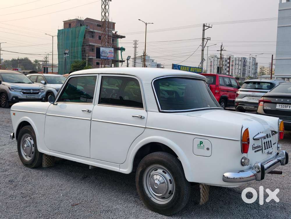 Premier Padmini, 1990