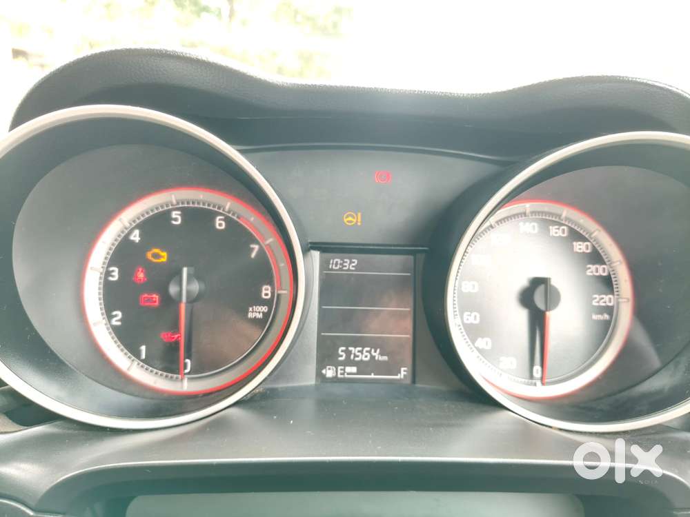 Maruti Suzuki Swift 1.2 Vxi (o), 2023, Petrol