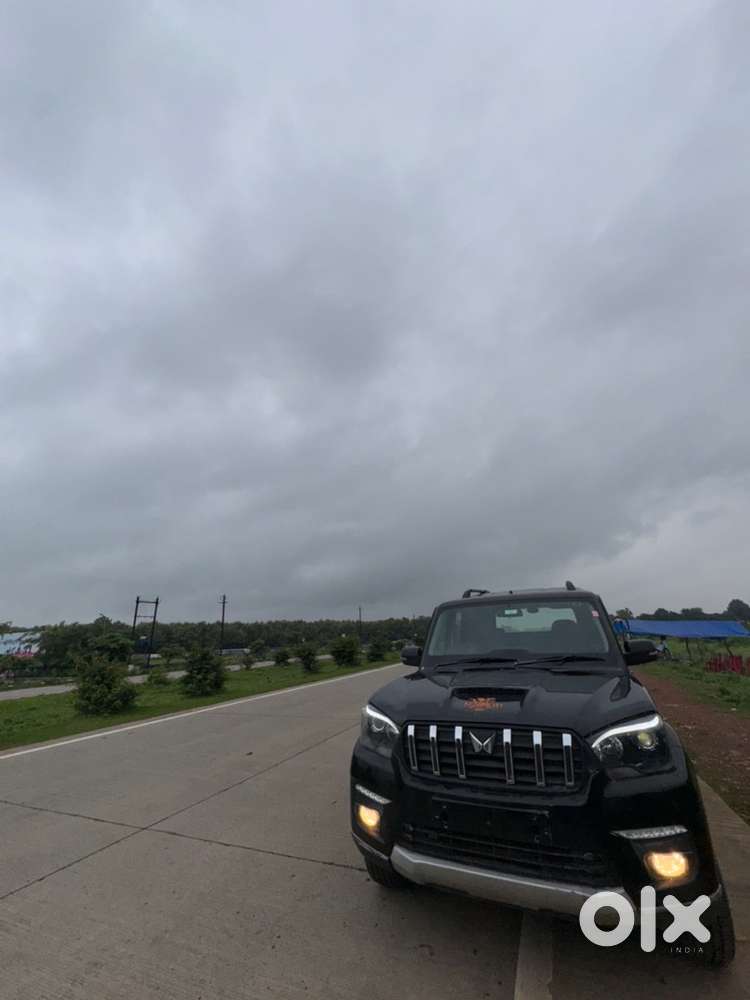 Mahindra Scorpio Classic 2021