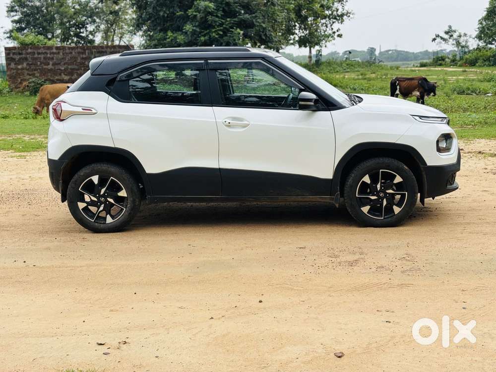 Tata Punch Creative Flagship Dual Tone Mt, 2024, Petrol