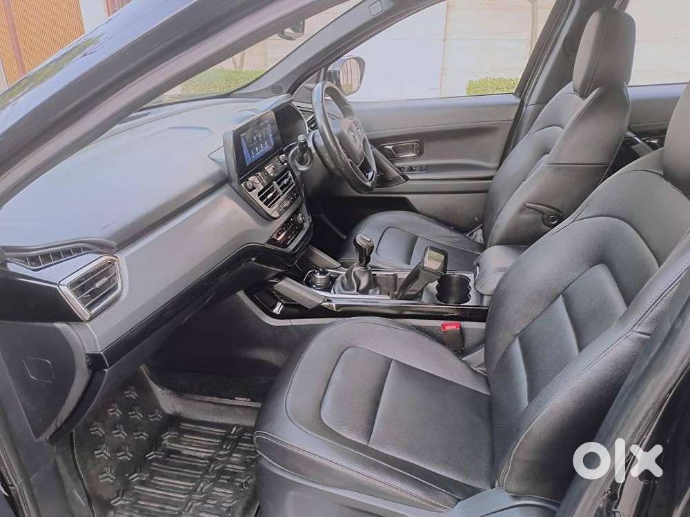 Tata Harrier Xz Plus Dark Edition, 2021, Diesel