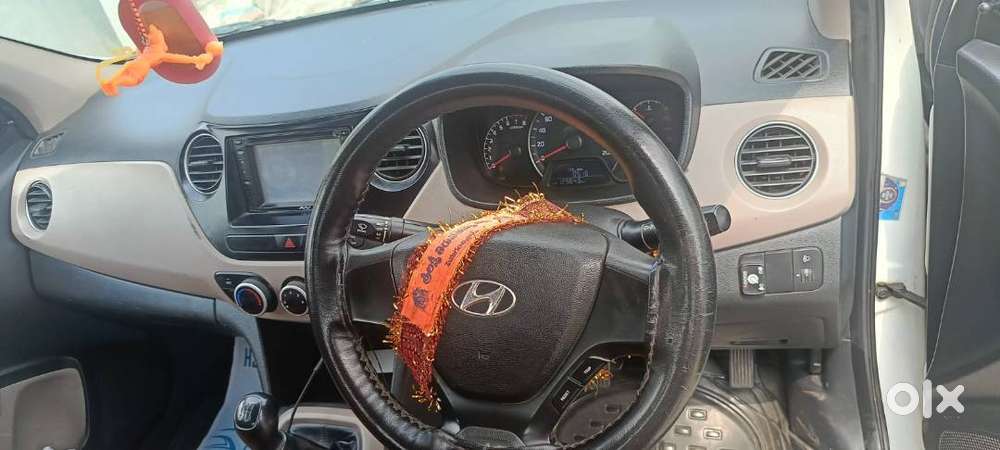 Hyundai Xcent 2015 Cng & Hybrids Well Maintained
