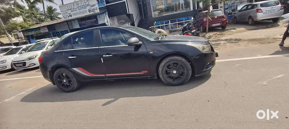 Chevrolet Cruze Lt, 2010, Petrol