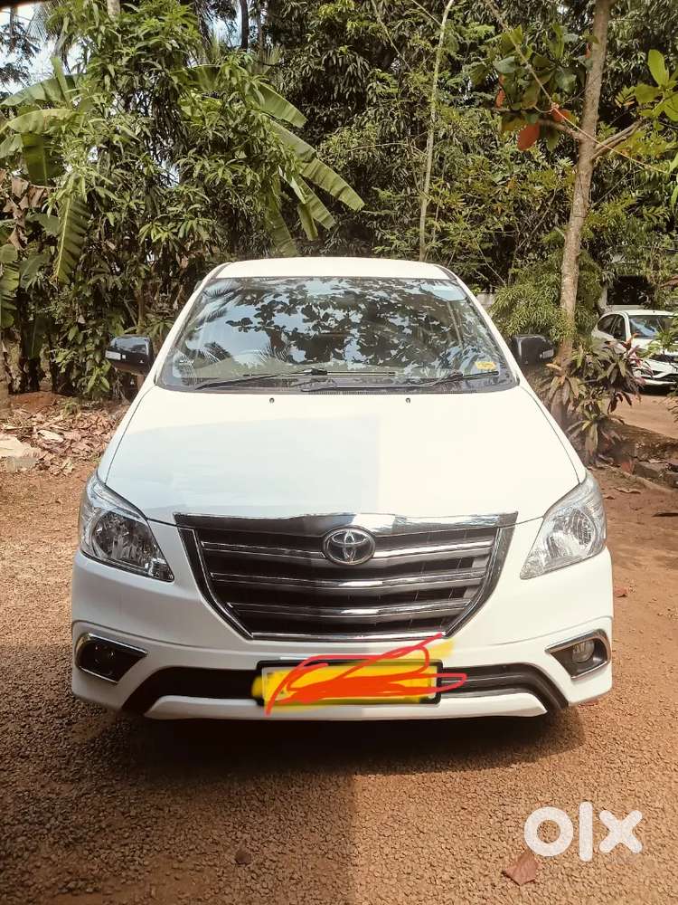 Toyota Innova 2011