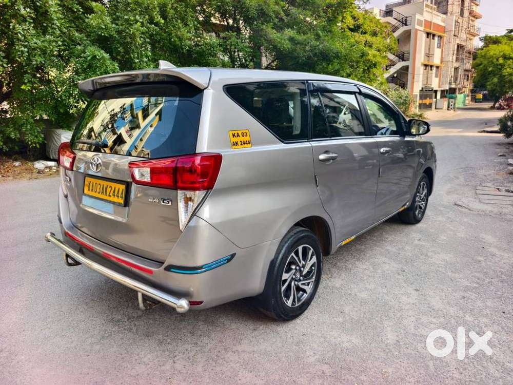 Toyota Innova Crysta 2.4 G Plus Mt 8 Str, 2022, Diesel