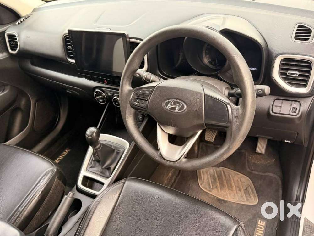 Hyundai Venue 1.2 S Plus, 2019, Petrol