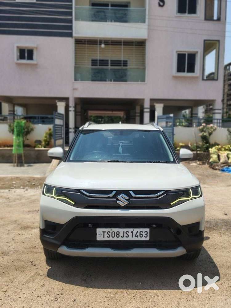 Maruti Suzuki Brezza 1.5 Zxi At Smart Hybrid, 2023, Petrol