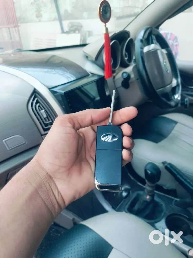 Xuv500w8  2012