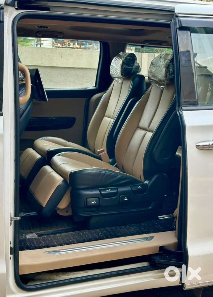 Kia Carnival Limousine Plus 7 Str, 2021, Diesel