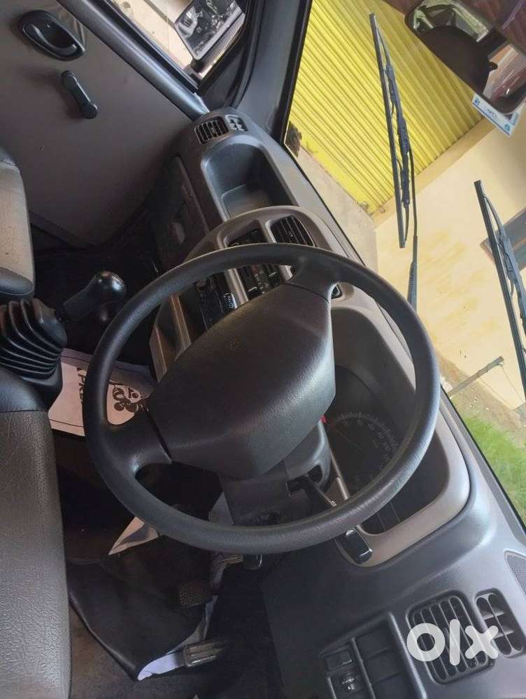 Maruti Suzuki Eeco 5 Seater Ac, 2011, Petrol