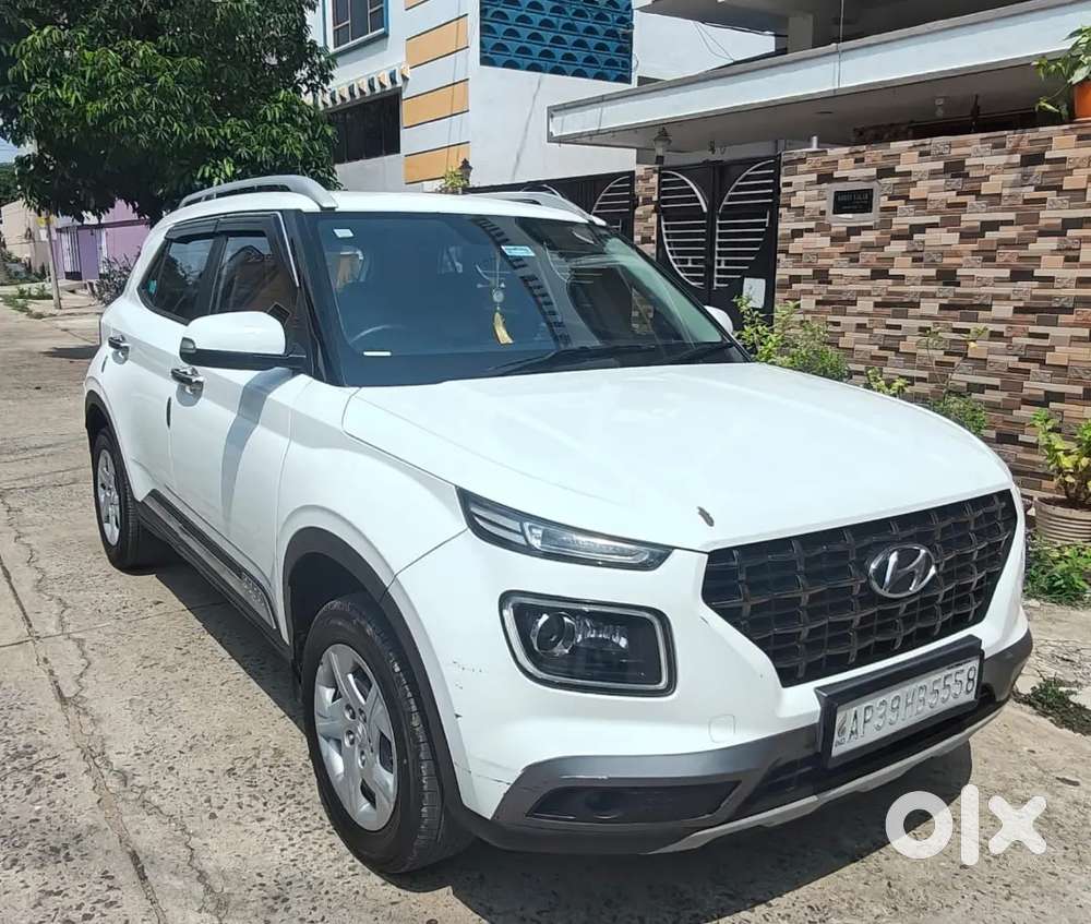 Hyundai Venue S Plus 2020