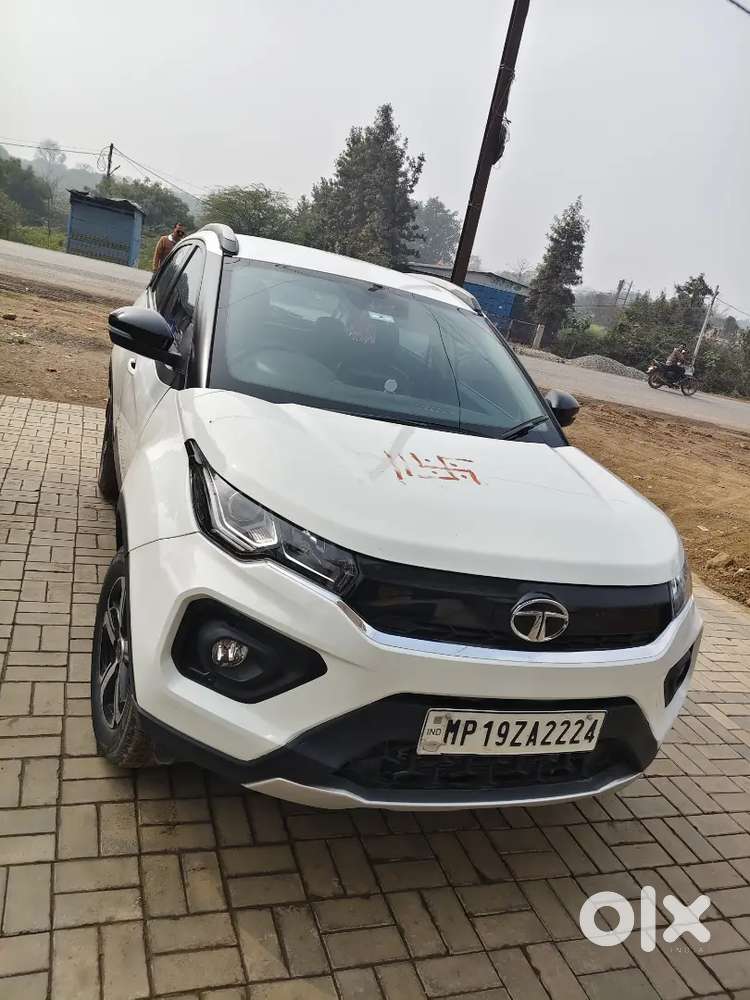 Tata Nexon 2022 Petrol