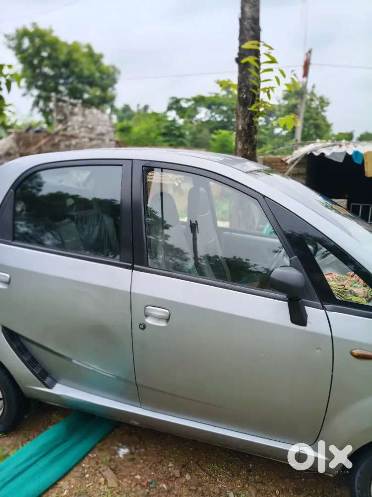Tata Nano Lx 2011