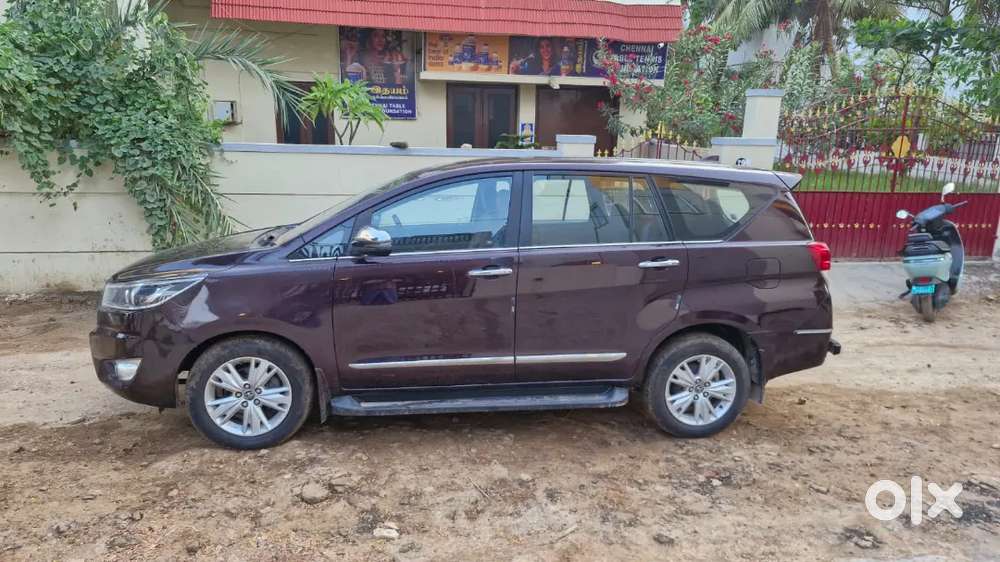 Toyota Innova Crysta
