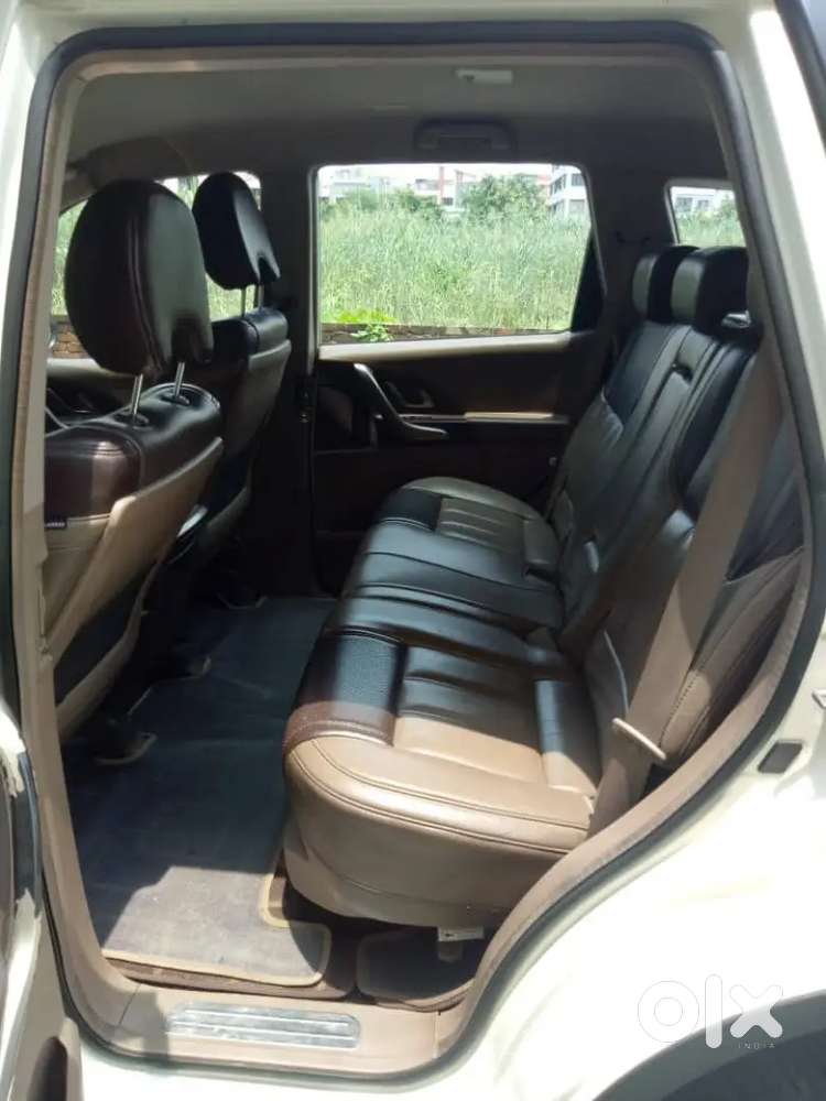 Mahindra Xuv500 Diesel 2012 With 82000 Km Excellent Condition