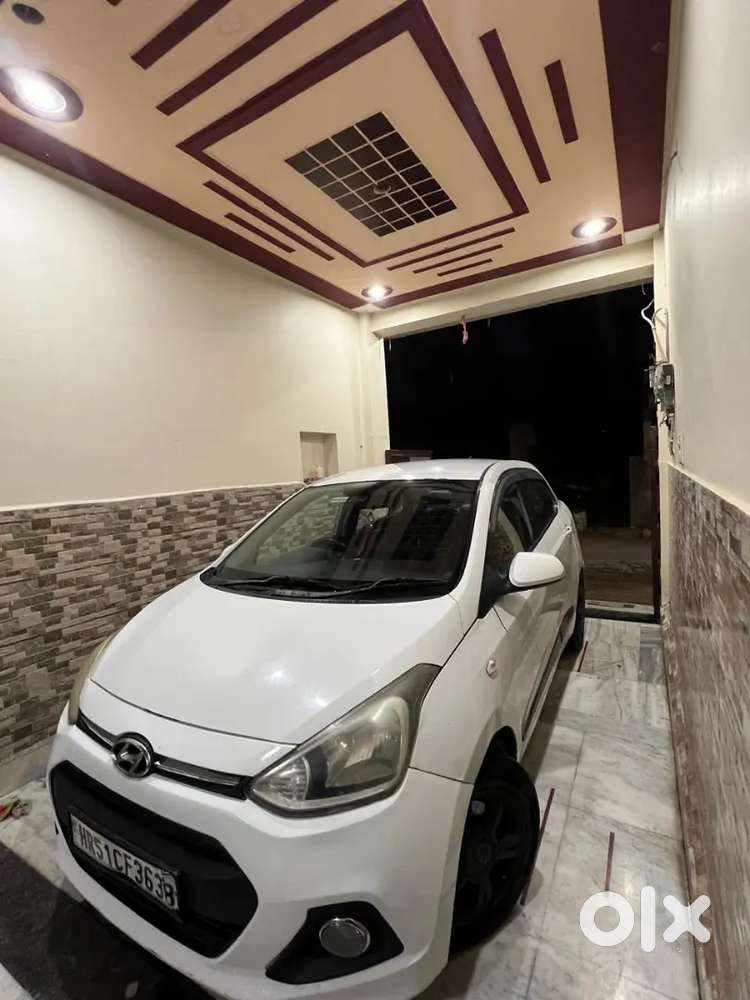 Hyundai Xcent 2015 Variant