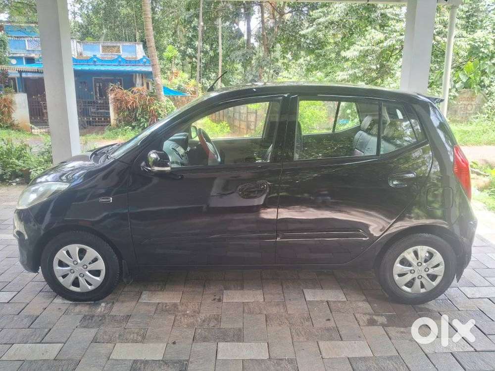 Hyundai I10 Sportz At, 2010, Petrol