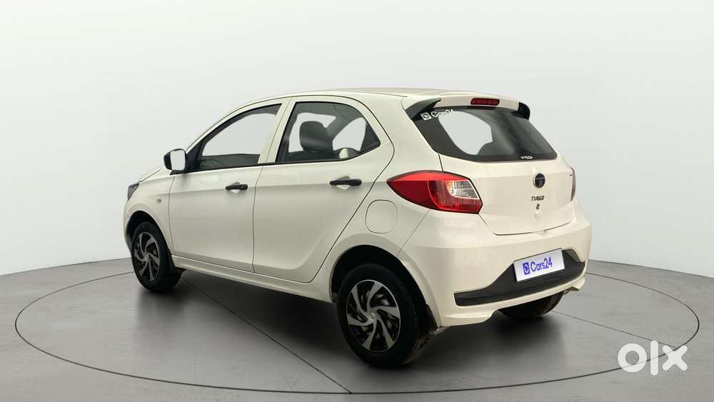 Tata Tiago 1.2 Revotron Xe Cng, 2024, Cng & Hybrids