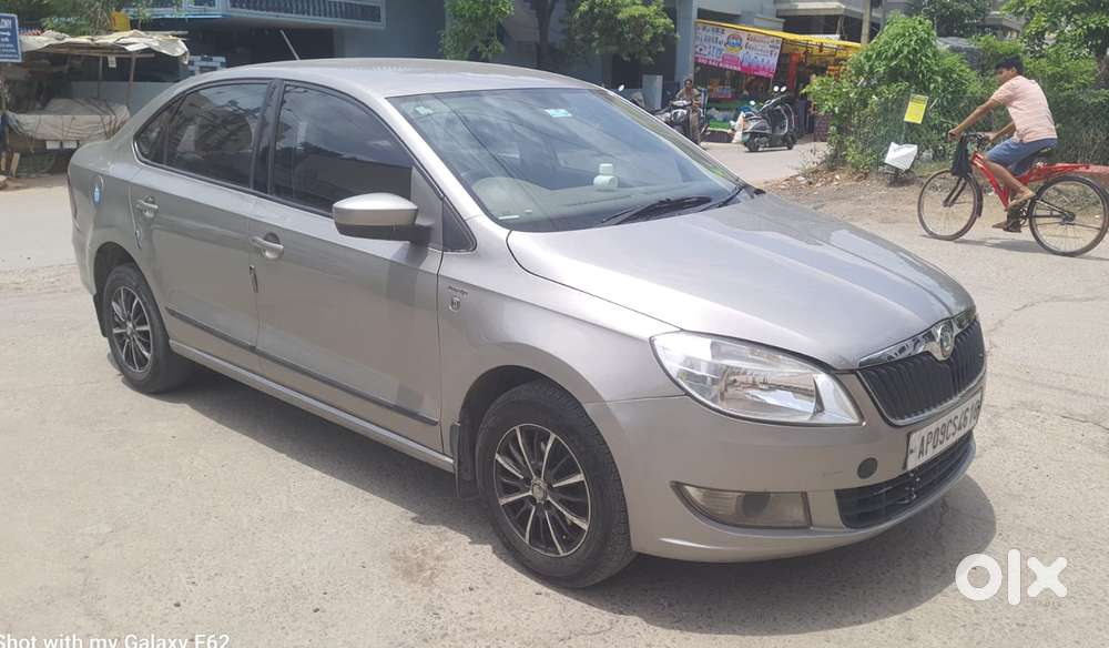 Skoda Rapid 1.6 Mpi Ambition, 2013, Diesel