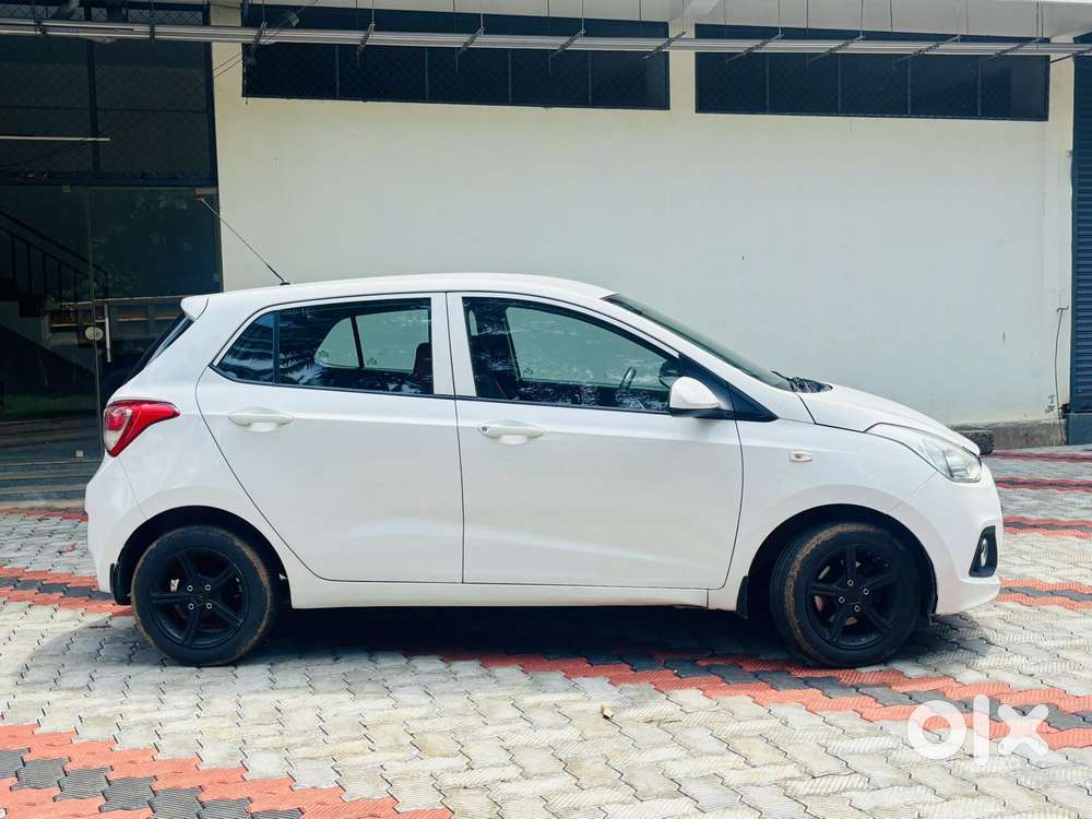 Hyundai Grand I10 Magna, 2015, Petrol