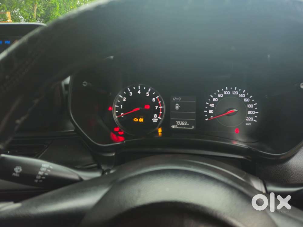 Maruti Suzuki New-gen Swift Lxi, 2025, Petrol