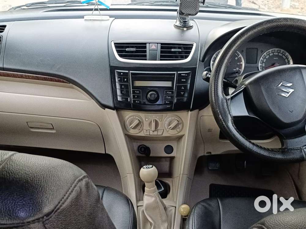 Maruti Suzuki Swift Dzire 1.2 Vxi Bsiv, 2014, Cng & Hybrids