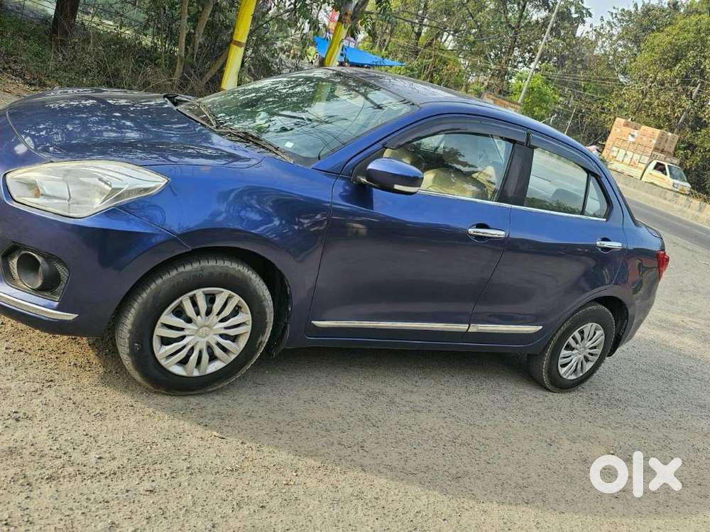 Maruti Suzuki Swift Dzire Vxi Optional, 2018, Petrol