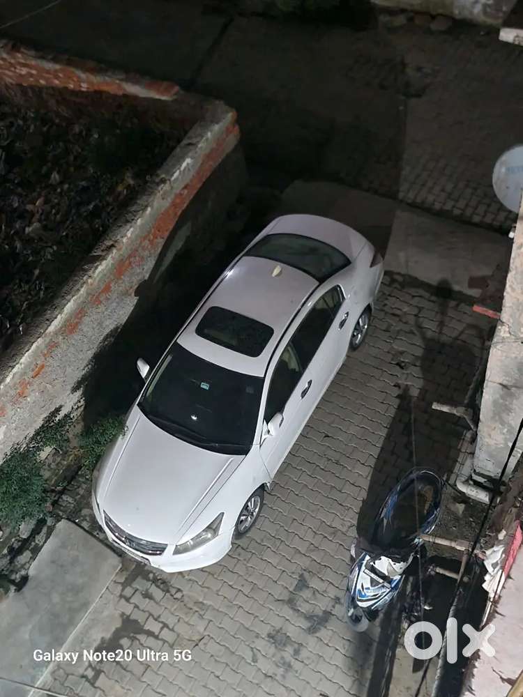 Honda Accord Petrol 2012