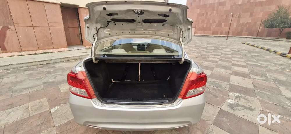 Maruti Suzuki Dzire 2017 Diesel 82321 Km Driven