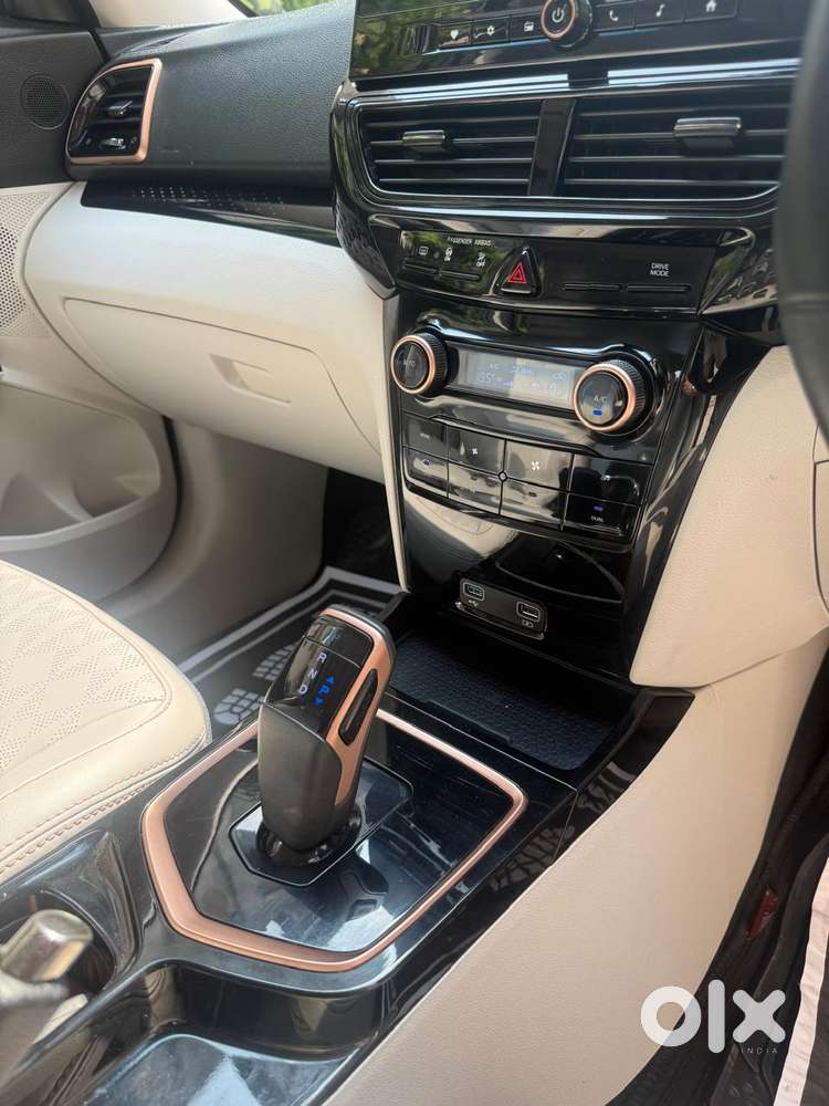 Mahindra Xuv400 Ev El Fast Charger, 2025, Electric