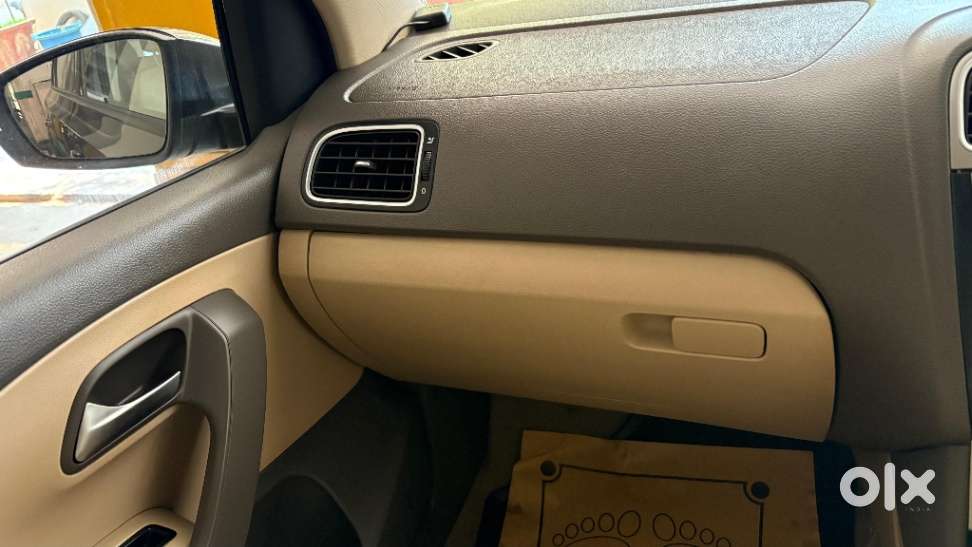 Volkswagen Vento 1.2 Tsi Highline Plus At, 2018, Petrol