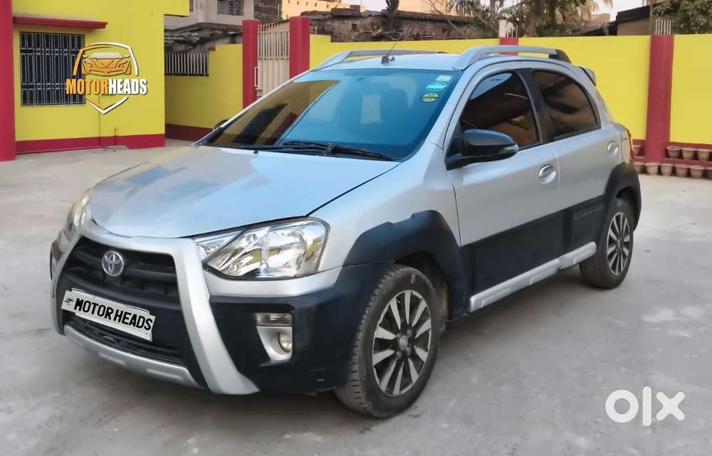 Toyota Etios Cross 1.5l V, 2014, Petrol