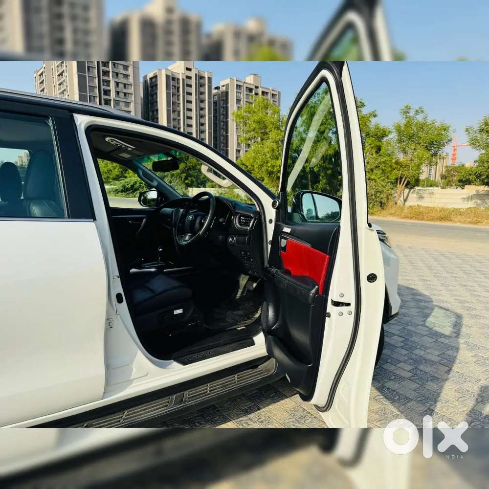 Toyota Fortuner Legender 2024 Diesel 30000 Km Driven