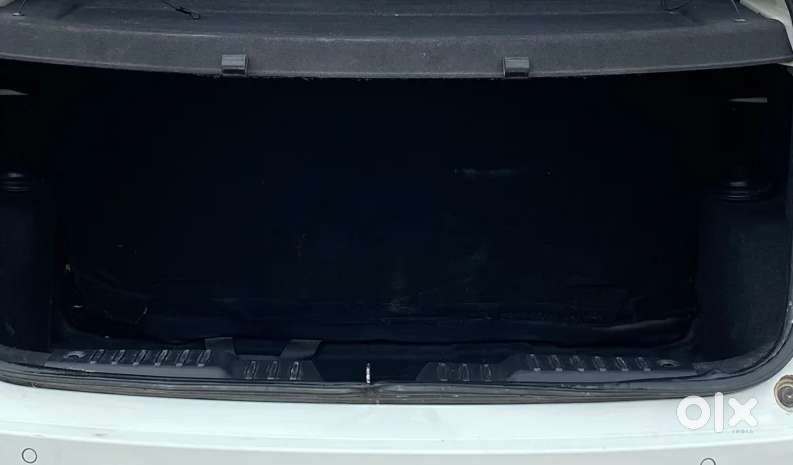 Tata Altroz 1.2 Xm Plus, 2021, Petrol