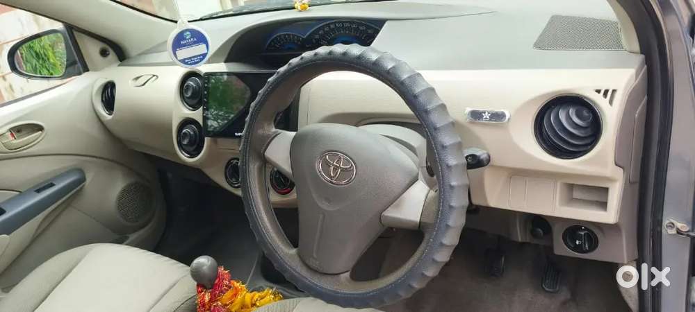 Toyota Etios 1.5 V 2016