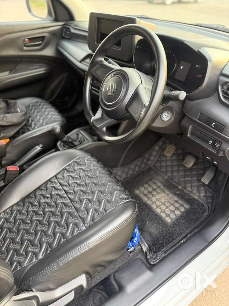 Maruti Suzuki Swift 2026 Petrol 1300 Km Driven