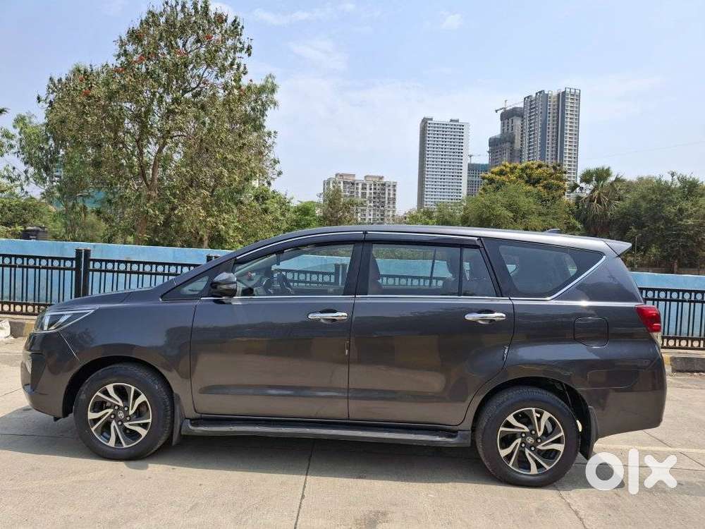 Toyota Innova Crysta 2.4 Gx Limited Edition At 7 Str, 2021, Diesel