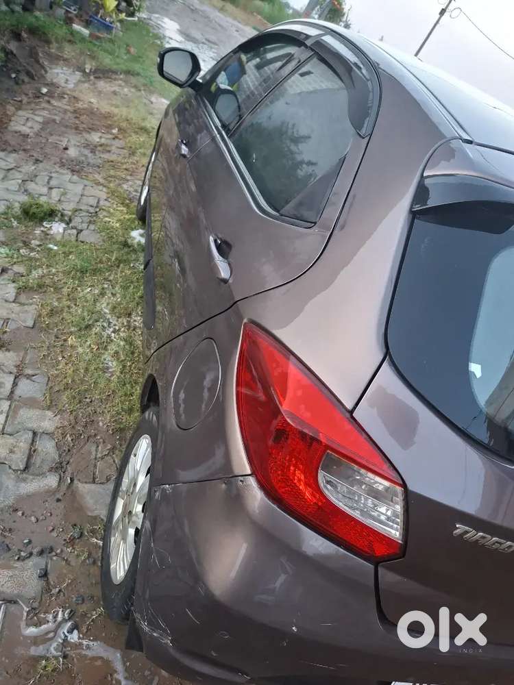 Tata Tiago Xz Petrol