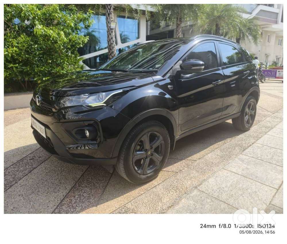 Tata Nexon 1.5 Revotorq Xza Plus Luxs Red Dark Edition Amt, 2023, Di..