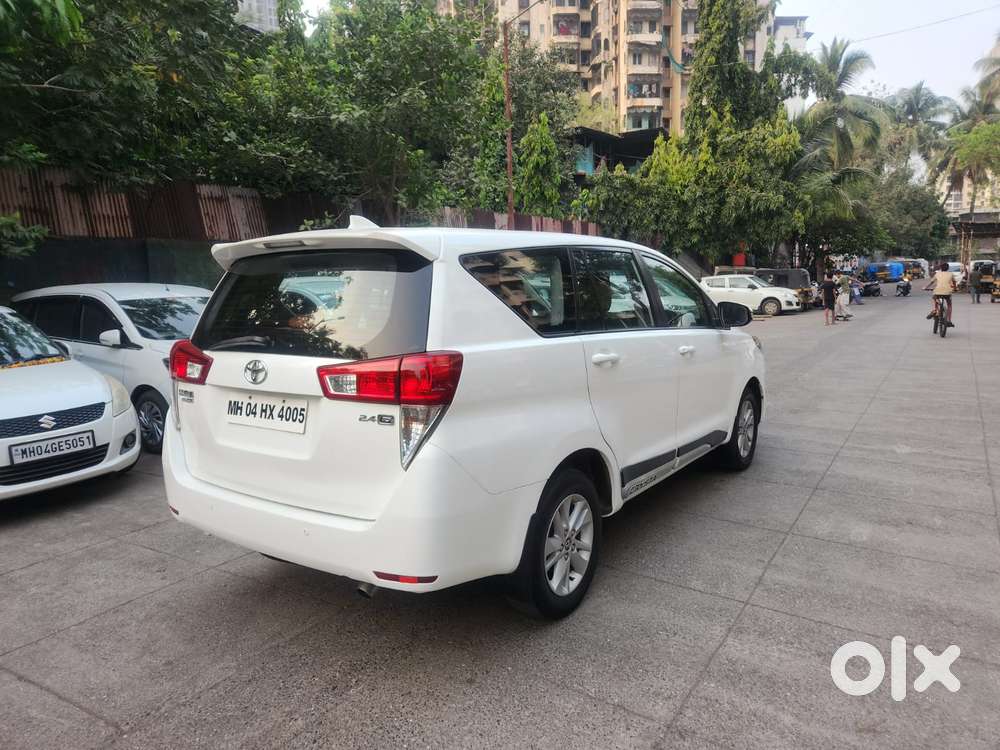Toyota Innova Crysta 2.4 G Mt 7 Str, 2017, Diesel