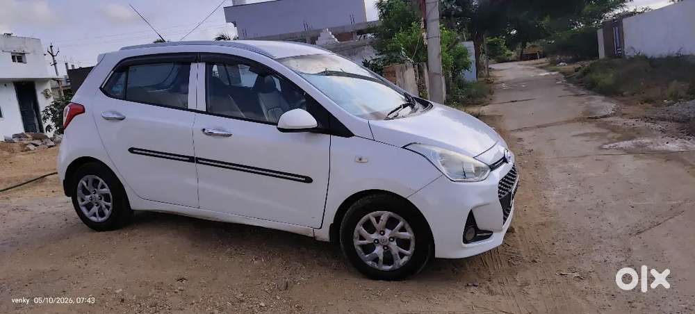 Hyundai Grand I10 2017 Diesel 150000 Km Driven