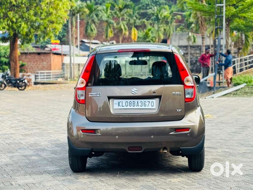 Maruti Suzuki Ritz Vxi, 2013, Petrol